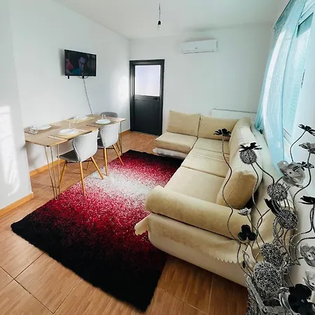 Era's Downtown Apartment *